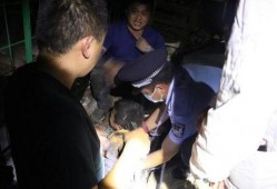 吃瓜群众拍到公司有人亲吻,员工亲密互动引发热议