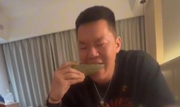 朱芳雨吃瓜群众视频,揭秘篮球巨星幕后生活