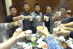 吃瓜群众做法官
