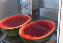 吃瓜群众吃瓜酒