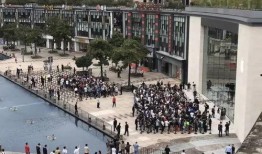 排队吃瓜群众完整版,一场全民围观的社会现象深度解析