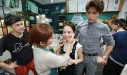 一群不明来历的吃瓜群众,揭秘事件背后真相！