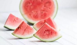 吃瓜群众出汗,吃瓜群众挥汗如雨