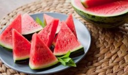 成为一名吃瓜群众,网络时代的围观者与传播者