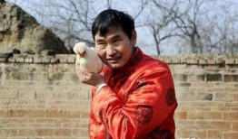 陈亚楠吃瓜群众是谁啊视频,一场网络热议背后的真相