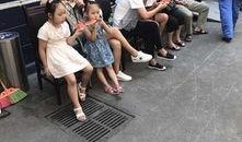 群众看吃瓜视频图片,揭秘网络视频中的美食诱惑